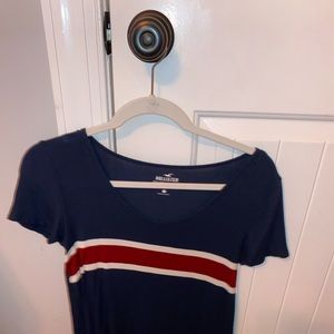 hollister single striped t-shirt